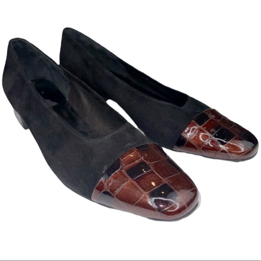 Vaneli Black Brown Suede Leather Flats Patent Toe Heel 10 N